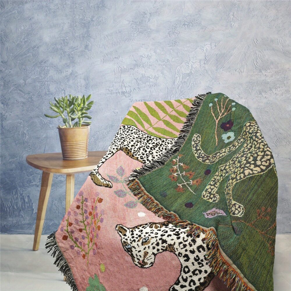Soft Bohemian Yarn Throw Blanket – Pink Jacquard with Tassels & Leopard Floral Pattern - Image 7